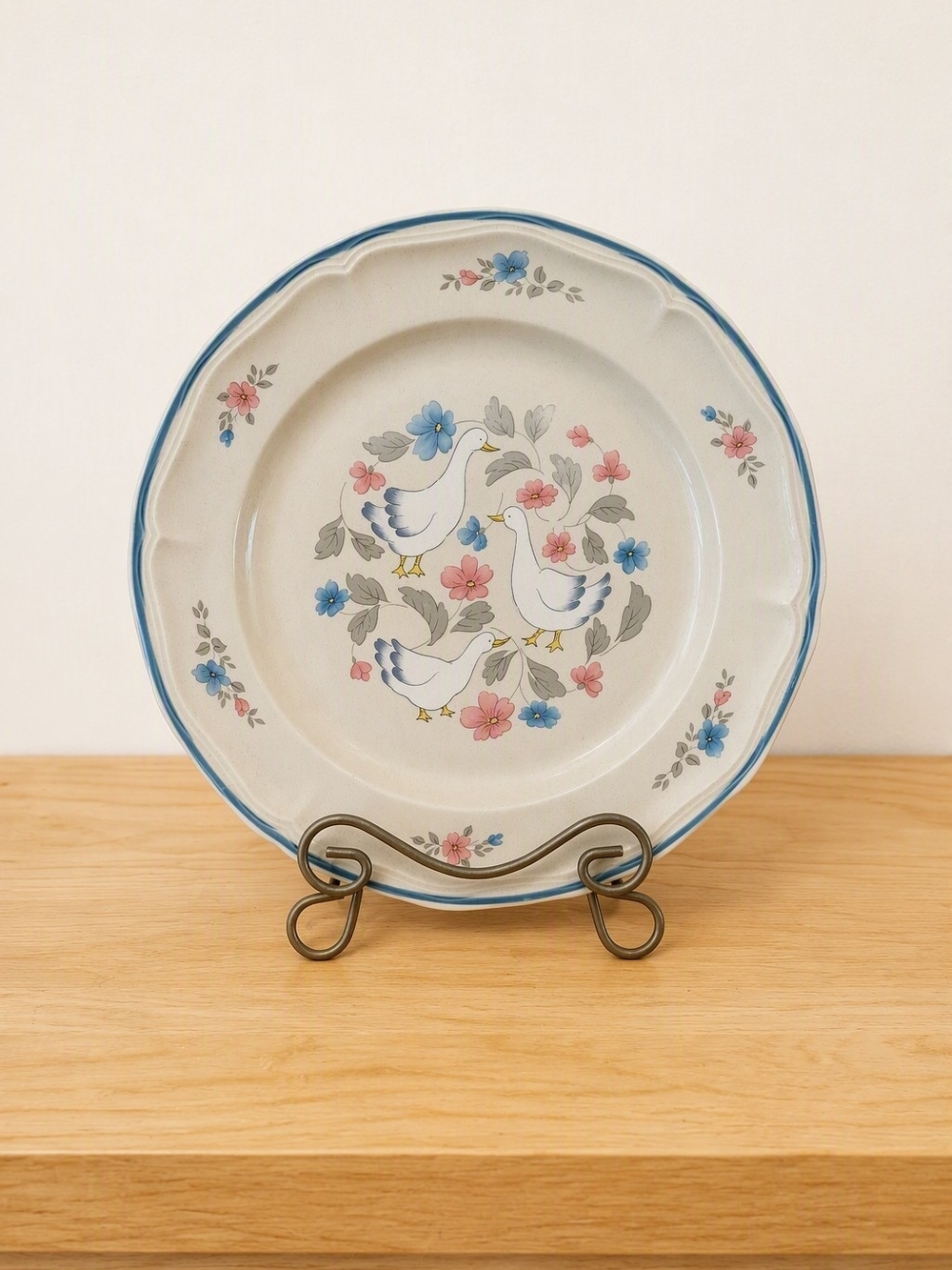 Vintage Country Classics Stoneware Round Serving Platter Geese 12"